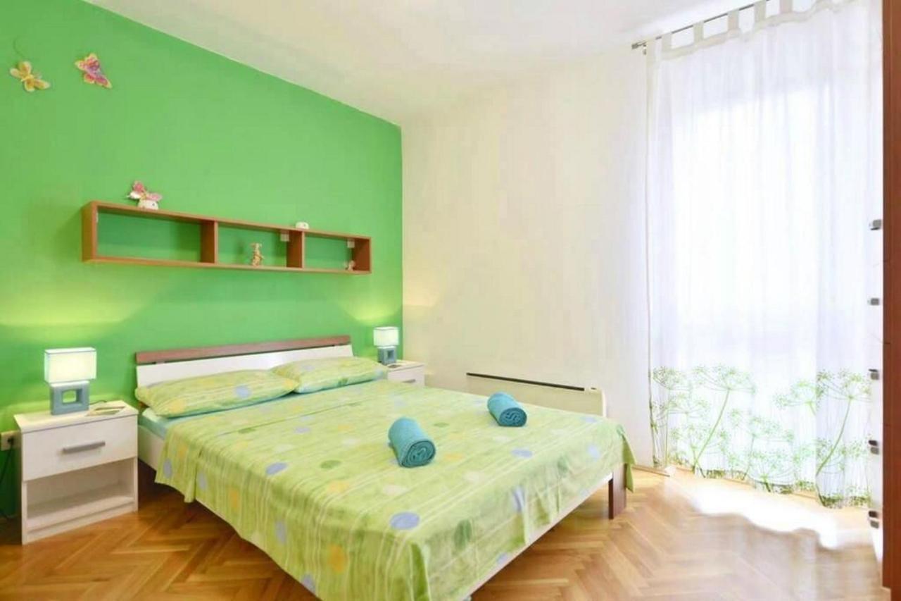 Apartment Vicko Omiš Εξωτερικό φωτογραφία