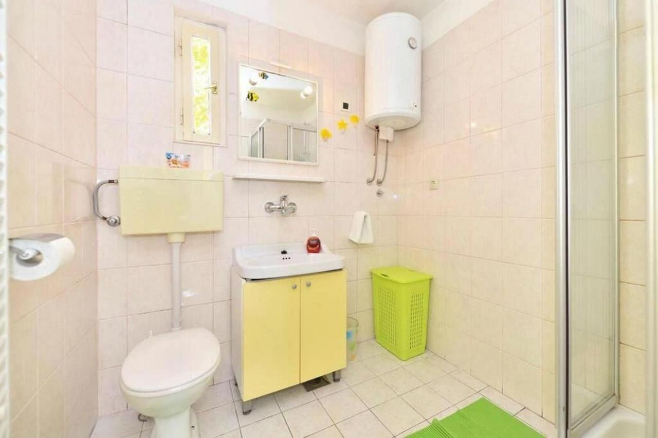 Apartment Vicko Omiš Εξωτερικό φωτογραφία