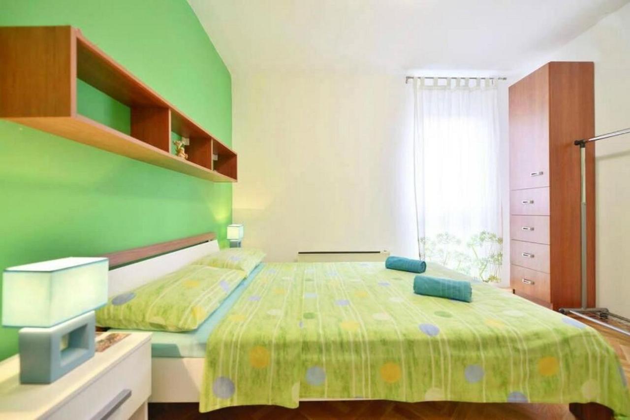 Apartment Vicko Omiš Εξωτερικό φωτογραφία