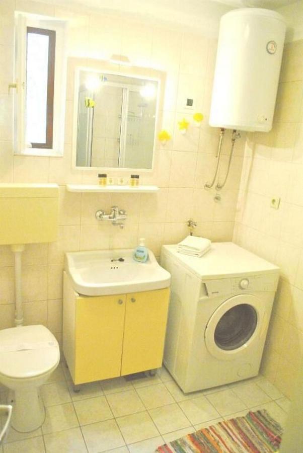 Apartment Vicko Omiš Εξωτερικό φωτογραφία