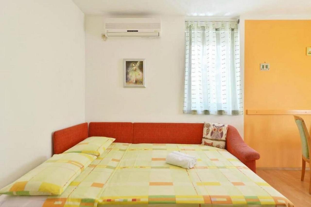 Apartment Vicko Omiš Εξωτερικό φωτογραφία