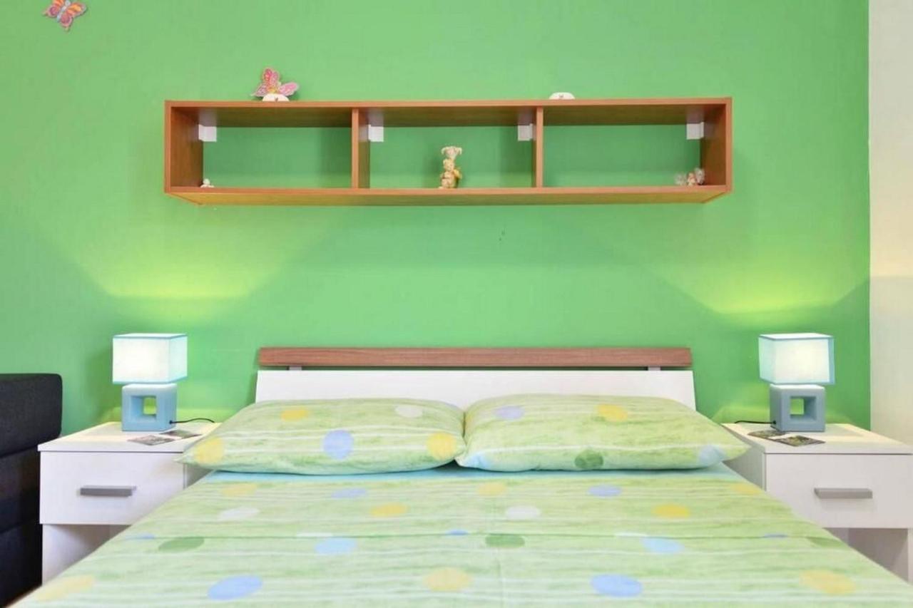 Apartment Vicko Omiš Εξωτερικό φωτογραφία